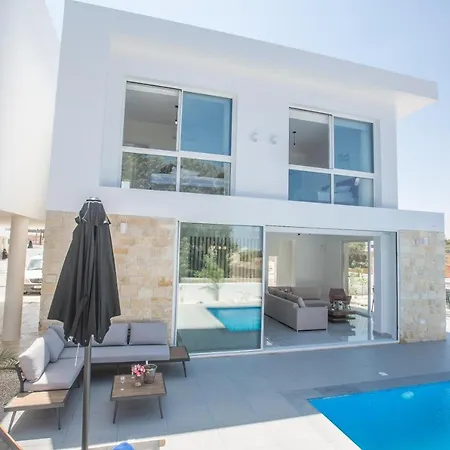 Vie Bleu Vb4 Protaras